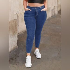 Cherokee Stretch Woman’s Size 20W-5 pocket button fly high rise Curvy Mom Jeans